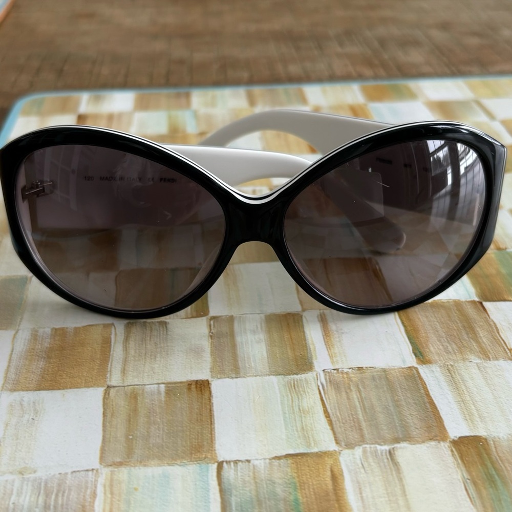 Fendi Black and White Sunglasses - Authentic